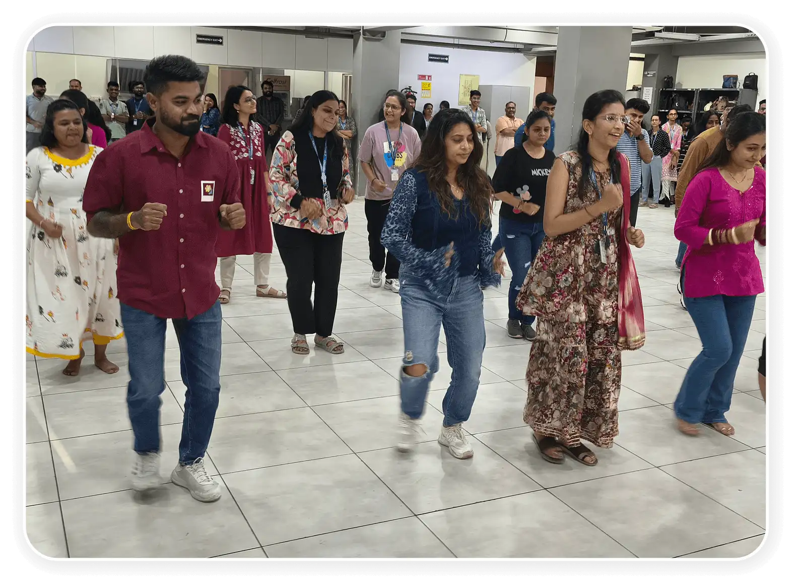 Career Opportunities at LENDINGKART – Join Us Now 4 teams3
